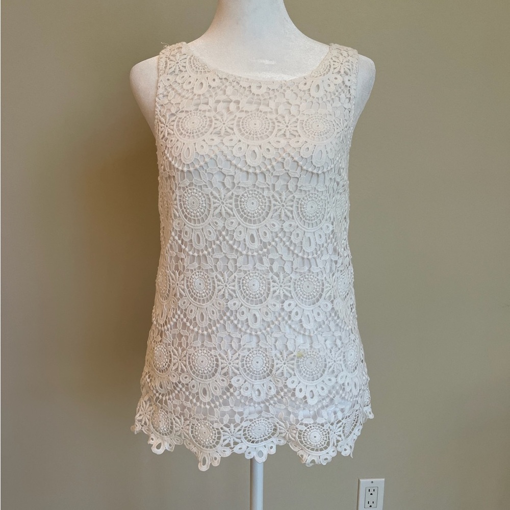 Lilly Pulitzer White Lace Sleeveless Top